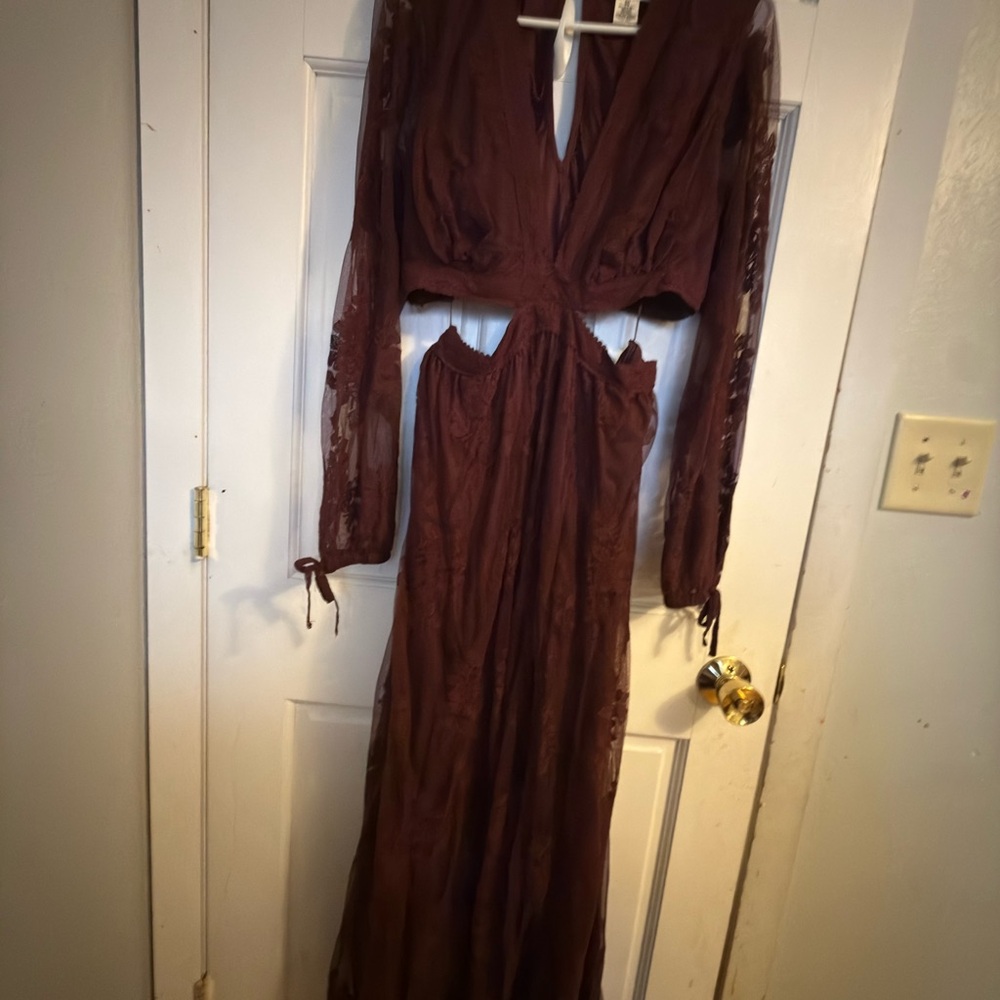Elegant Maroon Long Sleeve Dress